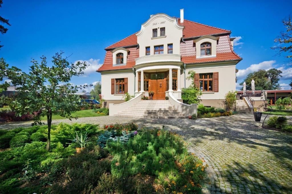 Villa Cztery Pory Roku Zbąszynek Exteriér fotografie