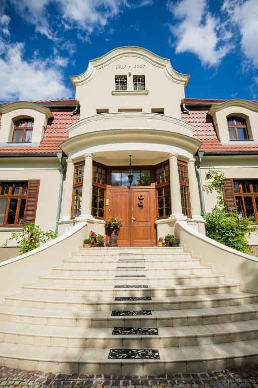 Villa Cztery Pory Roku Zbąszynek Exteriér fotografie